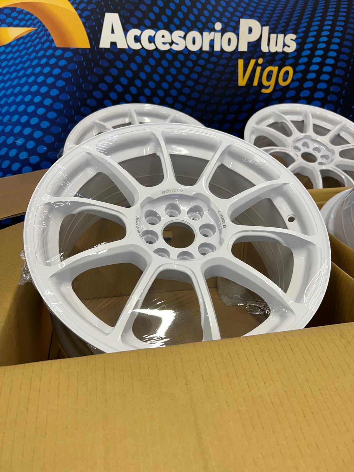 pack llantas asga681 17 5x112 / 5x108 et42 forjadas blanco